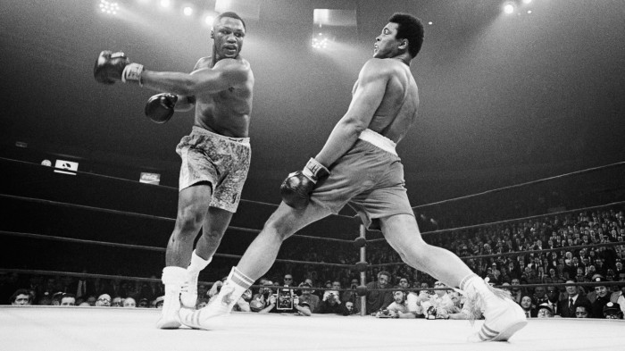 Plantilla de meme Muhammad Ali Dodge