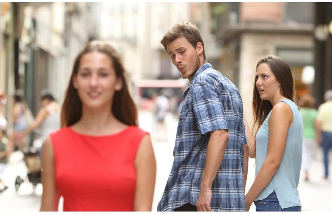 Plantilla de meme New girlfriend