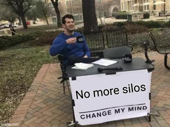 Plantilla de meme No More Silos
