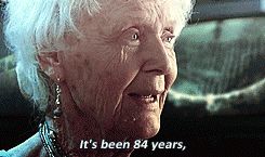 Plantilla de meme Old lady titanic