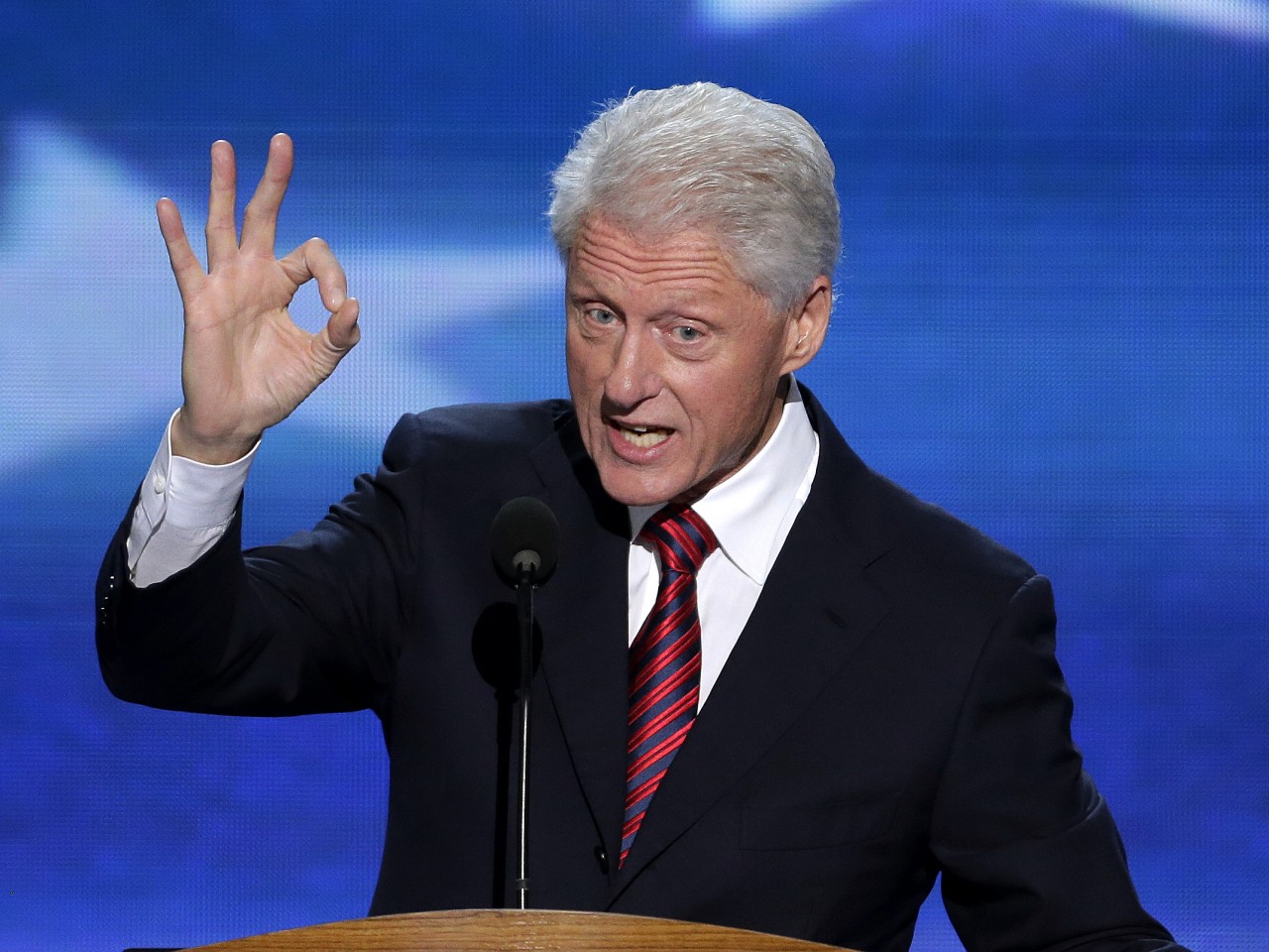 Plantilla de meme One Does Not Simply Bill Clinton