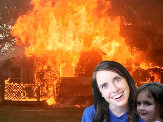 Plantilla de meme Overly Attached Girlfriend with Disaster Girl