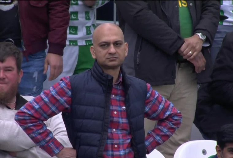 Template meme Pakistan Cricket meme guy