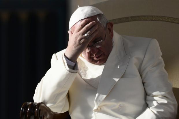 Template meme Pope Francis Facepalm