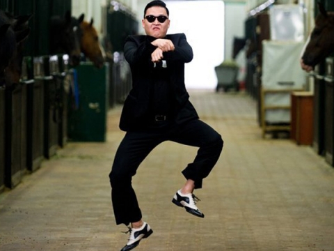 Plantilla de meme Psy Horse Dance