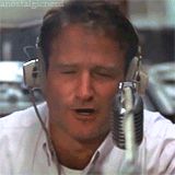 Template meme Robin Williams Good Morning Vietnam
