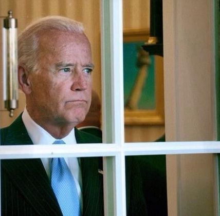 Template meme Sad Joe Biden