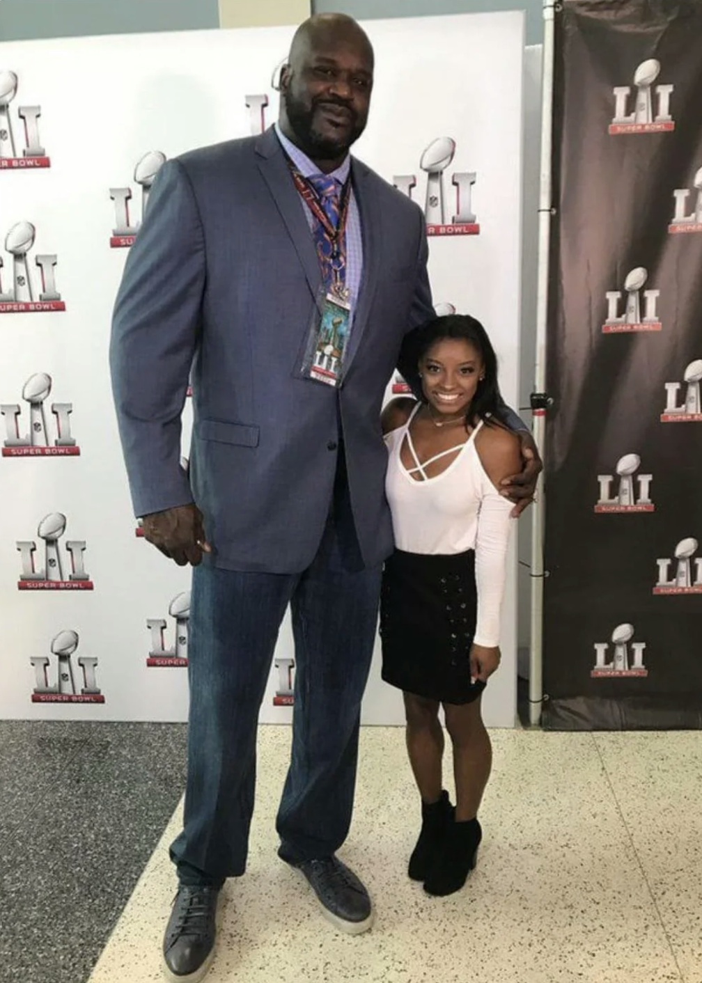 Plantilla de meme Shaq & Simone Biles