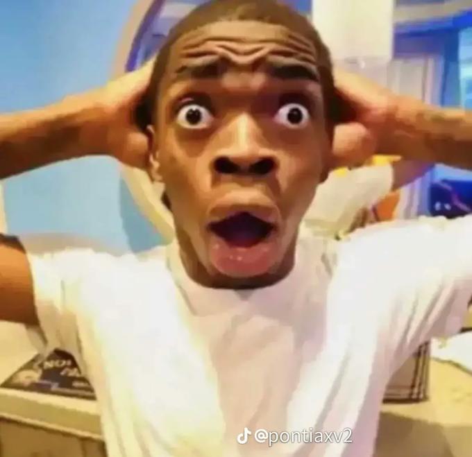 Plantilla de meme Shocked black guy