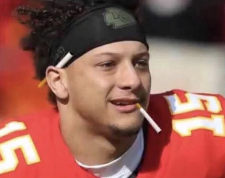 Template meme Smokin Mahomes