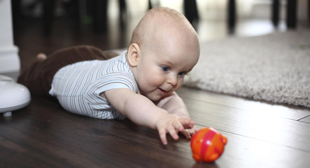 Template meme So close, yet so far (baby meme template)