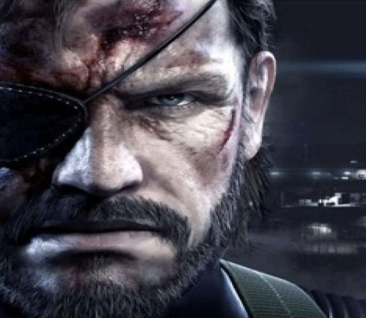 Plantilla de meme Solid Snake Staring