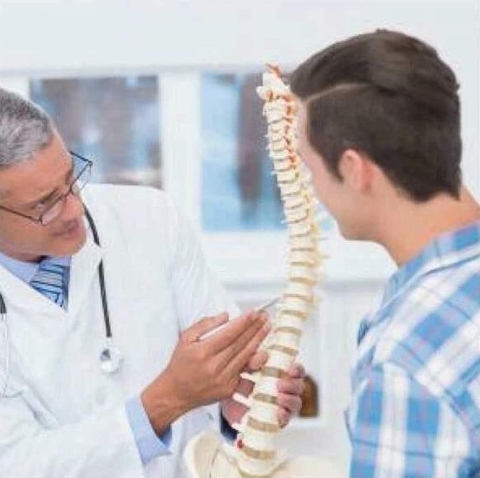 Plantilla de meme Spine Doctor