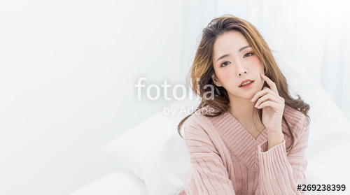 Template meme TELLS ASIAN BOYFRIEND SHE IS WAITING FOR MARRIAGE, SUCKS BLACK..