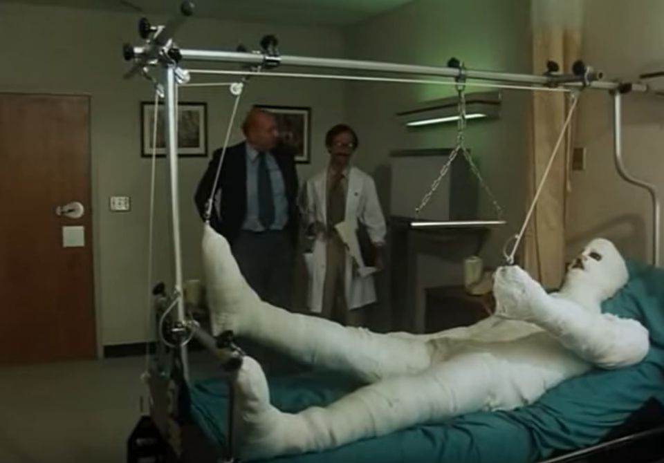Template meme terence hill gipsz full body injury hospital