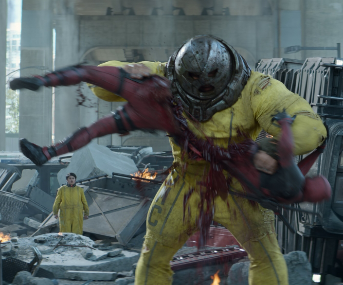 Template meme The Juggernaut ripping Deadpool in half