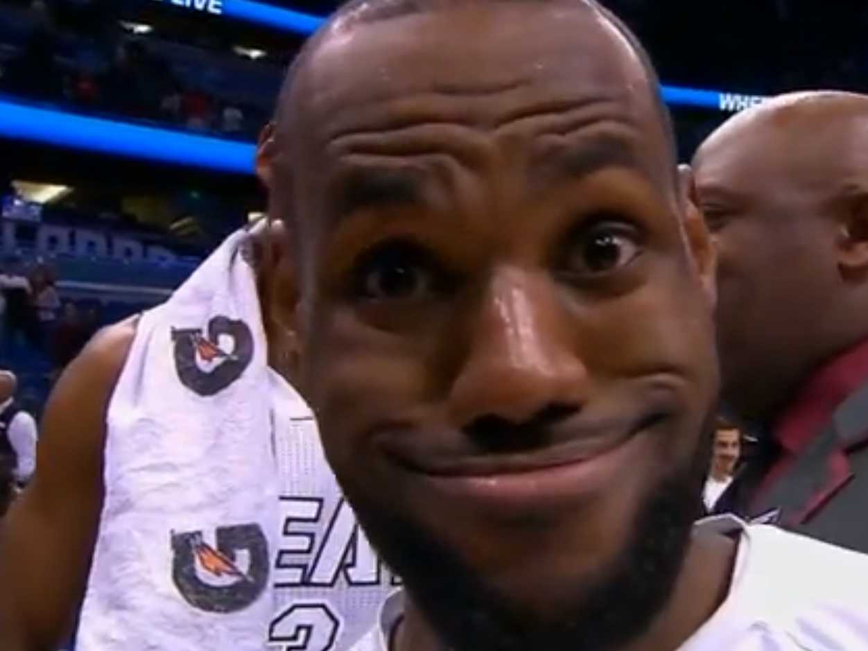 Plantilla de meme the-nbas-best-video-bombs-of-the-year.jpg