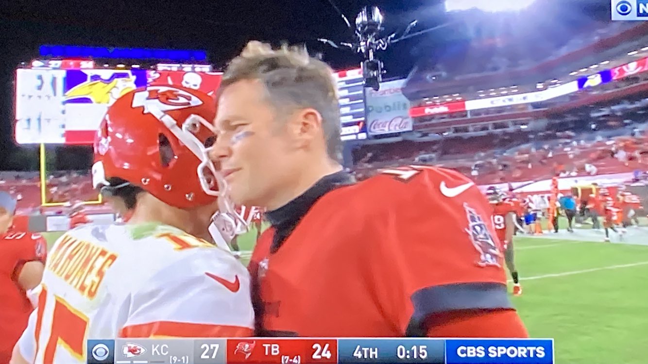 Plantilla de meme Tom Brady and Patrick Mahomes