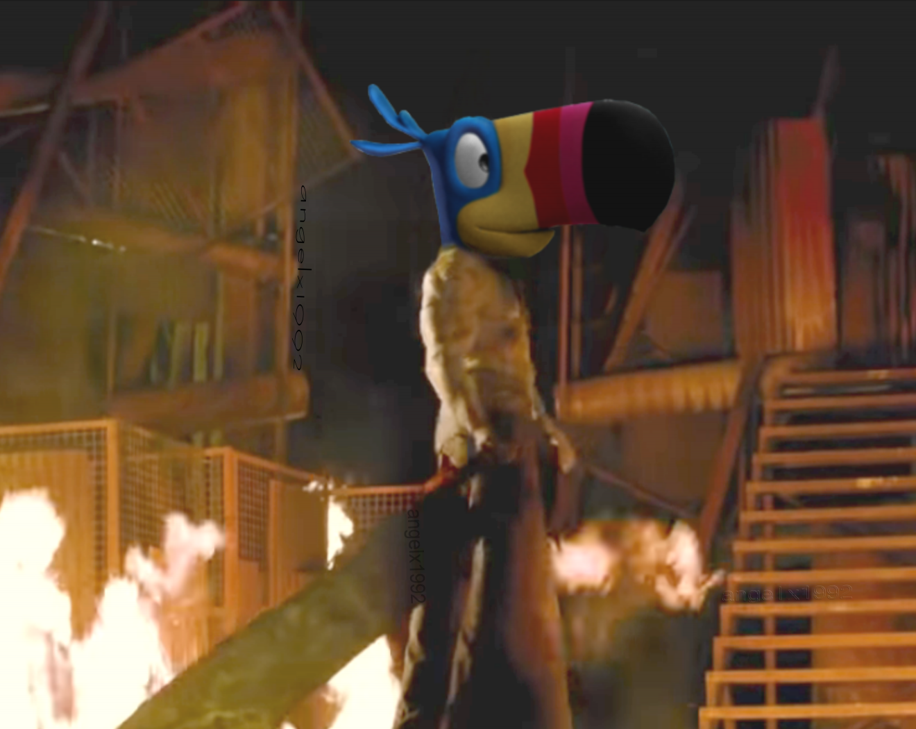 Plantilla de meme toucan sam pyramid head