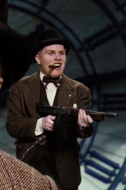 Template meme Winston churchill with a gun
