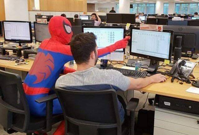Plantilla de meme With code review comes great responsibility